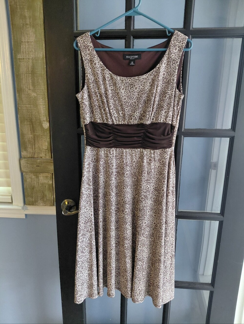 Perceptions Cream and Brown Sleeveless Ruched-Waist Dress